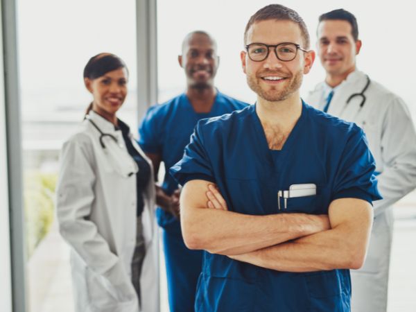 Trzy najpopularniejsze kierunki studiów dla studentów medycyny